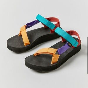 Teva Midform Universal Canvas Sandals
